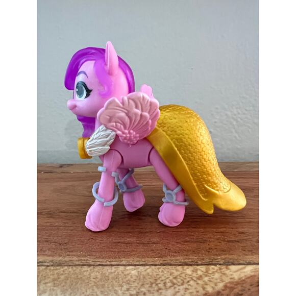 My Little Pony MLP Crystal Adventure Ponies Princess Petals Figure - Picture 6 of 6